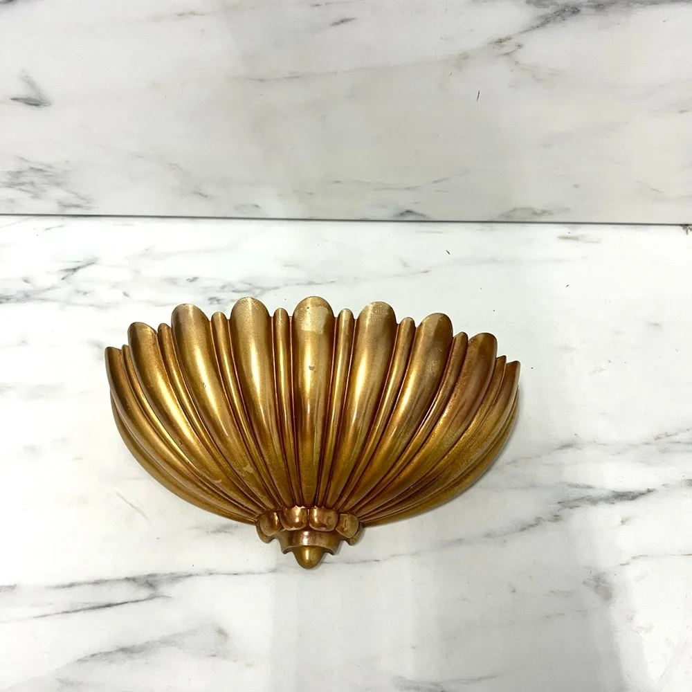 Vintage gold wall pocket syroco resin regency decor_2